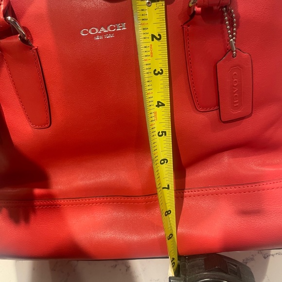 Coach Bag - Picture 3 of 6